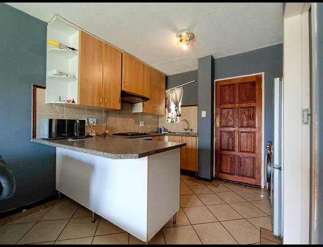 2 BEDROOM APARTMENT FOR SALE IN THE ORCHARDS